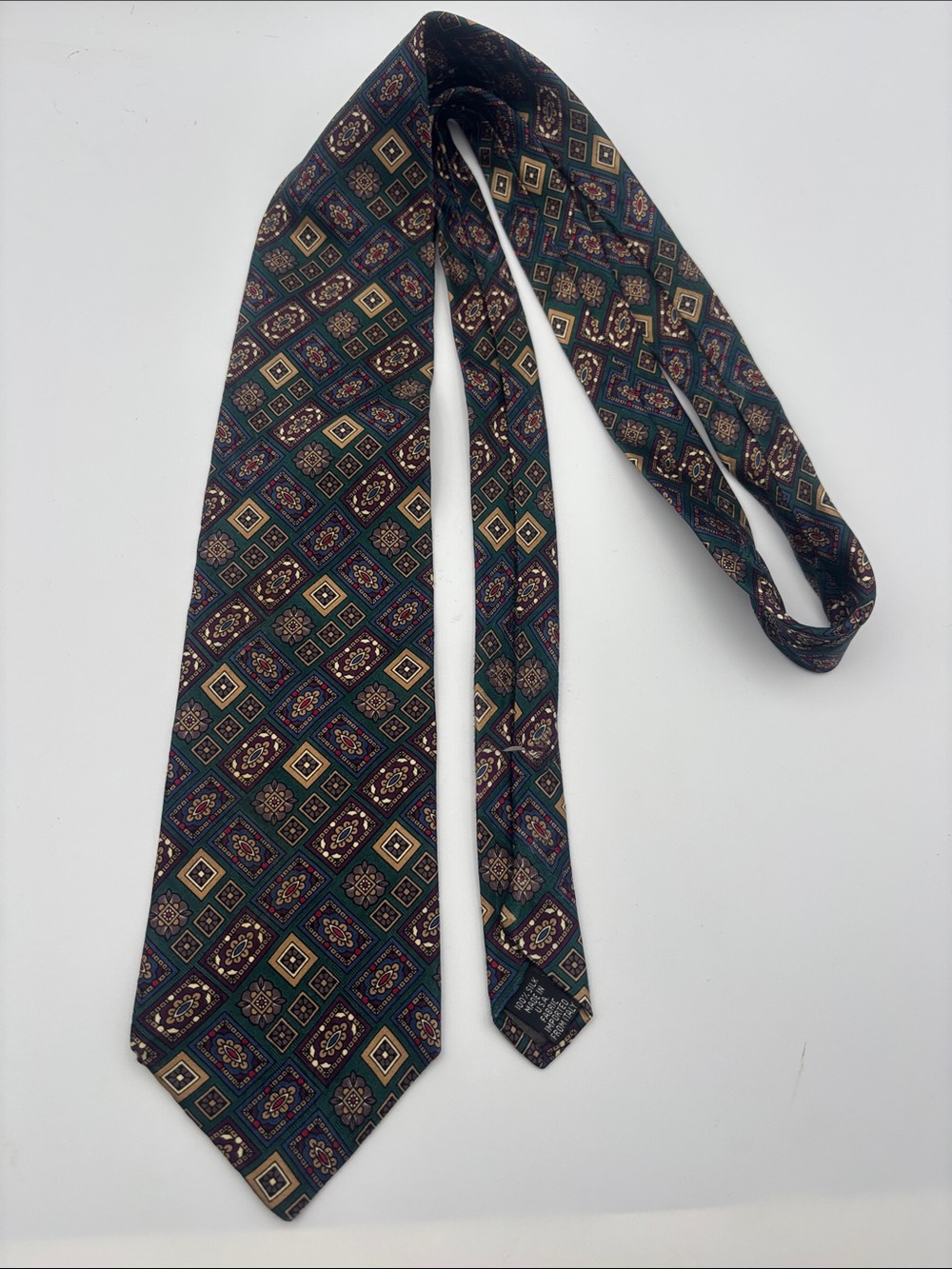Zianetti 100% Silk Pattern Men's Tie in Green and Burgundy